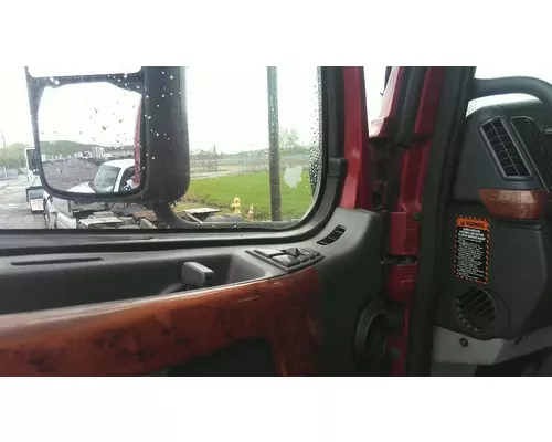 VOLVO VNL DOOR ASSEMBLY, FRONT