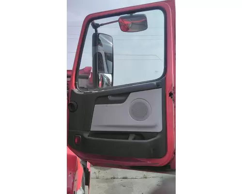 VOLVO VNL DOOR ASSEMBLY, FRONT