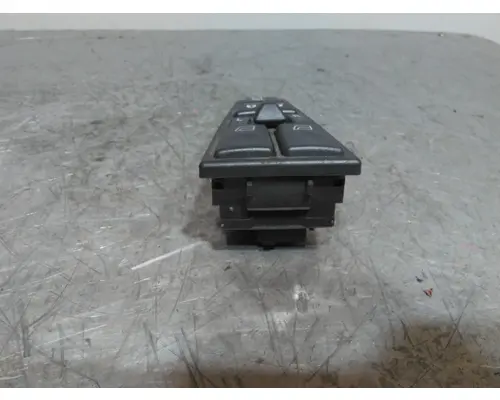 VOLVO VNL DOOR ELECTRICAL SWITCH