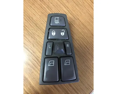VOLVO VNL DOOR ELECTRICAL SWITCH