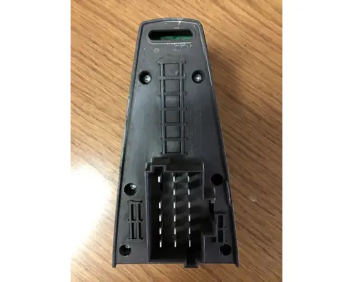 VOLVO VNL DOOR ELECTRICAL SWITCH