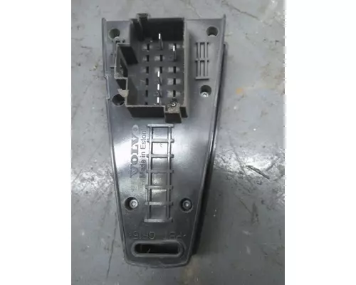 VOLVO VNL DOOR ELECTRICAL SWITCH