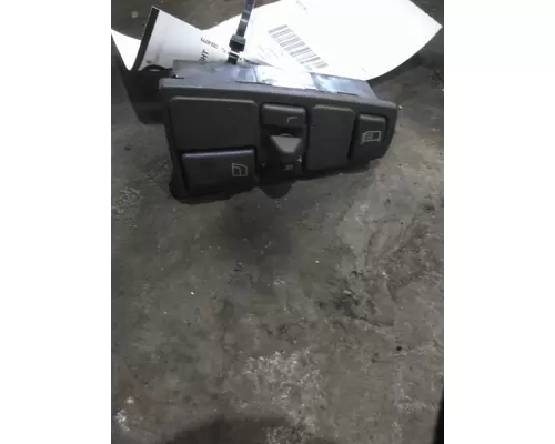 VOLVO VNL DOOR ELECTRICAL SWITCH