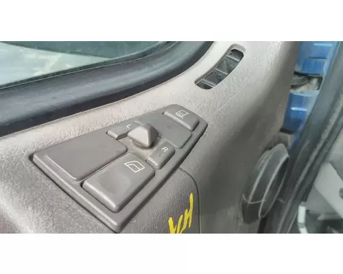 VOLVO VNL DOOR ELECTRICAL SWITCH