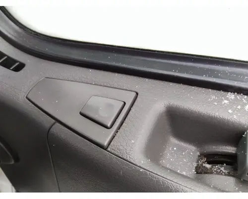 VOLVO VNL DOOR ELECTRICAL SWITCH