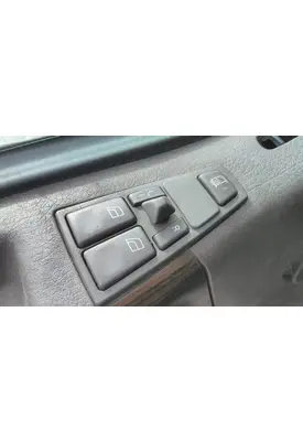VOLVO VNL DOOR ELECTRICAL SWITCH