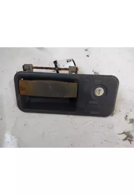 VOLVO VNL DOOR HANDLE