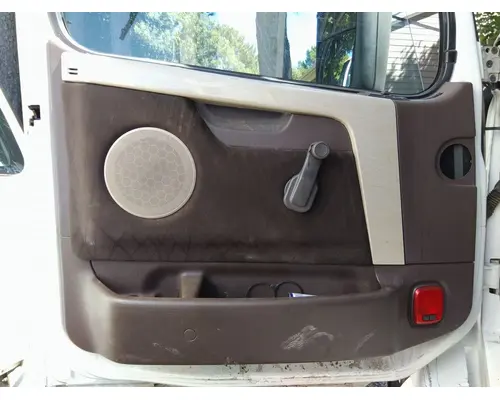 VOLVO VNL DOOR INTERIOR PANEL