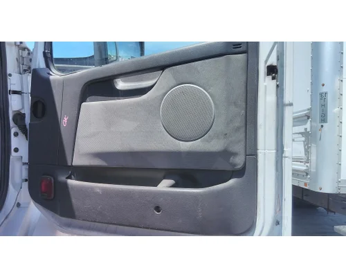 VOLVO VNL DOOR INTERIOR PANEL