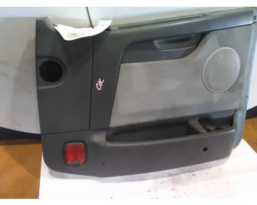 VOLVO VNL DOOR INTERIOR PANEL