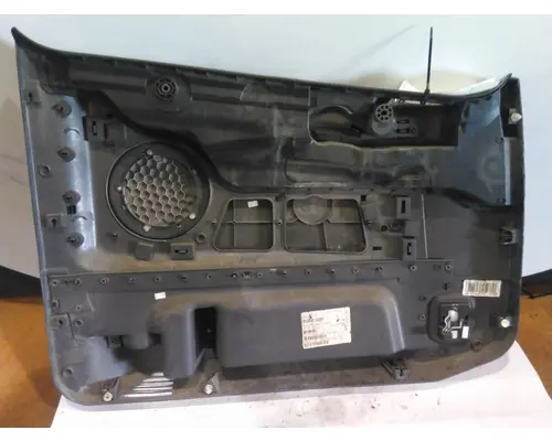 VOLVO VNL DOOR INTERIOR PANEL