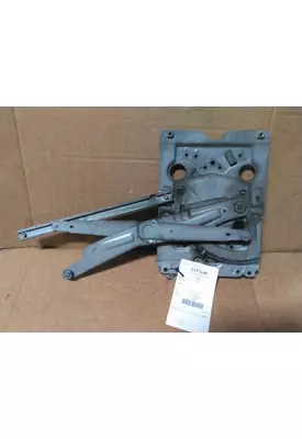 VOLVO VNL DOOR WINDOW REGULATOR