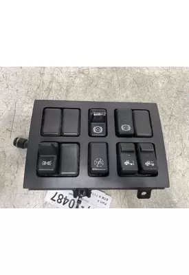 VOLVO VNL Dash / Console Switch