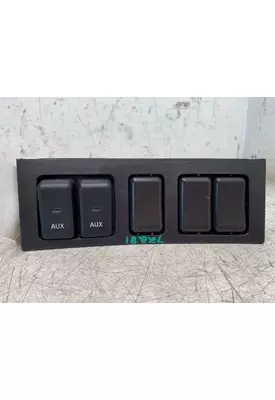 VOLVO VNL Dash / Console Switch