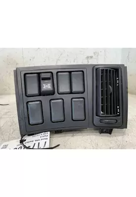 VOLVO VNL Dash / Console Switch