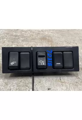 VOLVO VNL Dash / Console Switch
