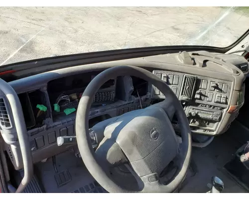 VOLVO VNL Dash Assembly