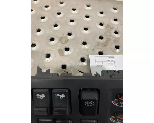 VOLVO VNL Dash Panel