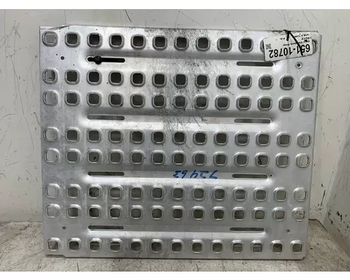 VOLVO VNL Deck Plate