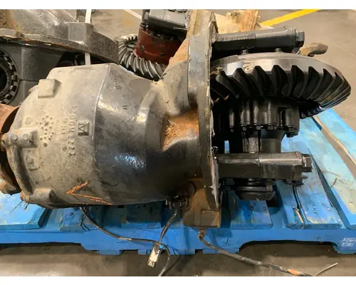 VOLVO VNL Differential Assembly (Front, Rear)