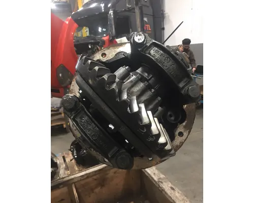 VOLVO VNL Differential Assembly (Front, Rear)