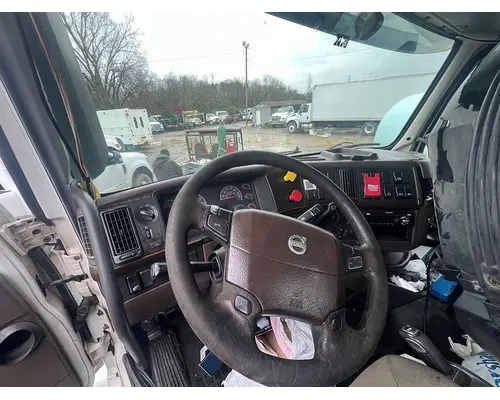 VOLVO VNL Differential Assembly (Front, Rear)