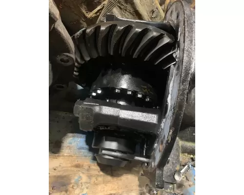 VOLVO VNL Differential Assembly (Rear, Rear)