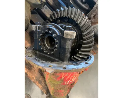 VOLVO VNL Differential Assembly (Rear, Rear)