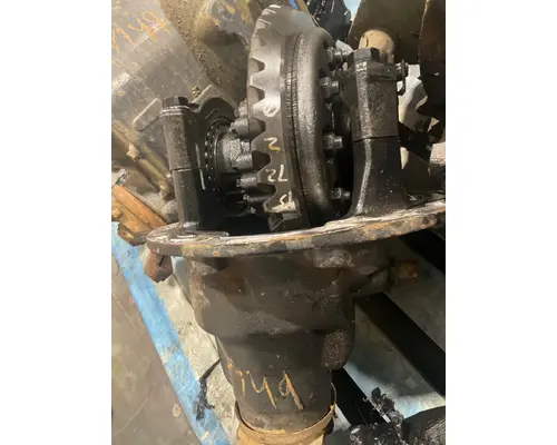 VOLVO VNL Differential Assembly (Rear, Rear)