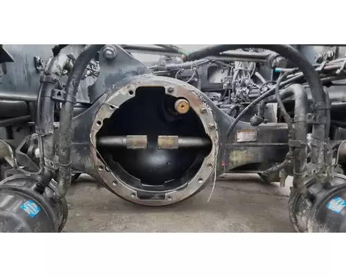 VOLVO VNL Differential Housing (Front)