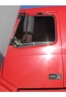 VOLVO VNL Door Assembly, Front