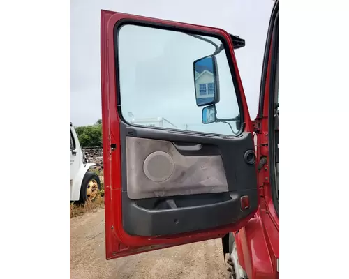 VOLVO VNL Door Assembly, Front