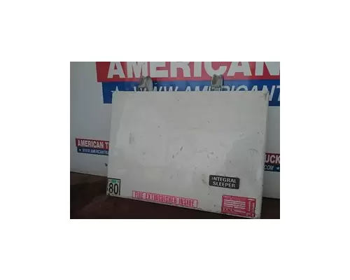 VOLVO VNL Door Assembly, Front
