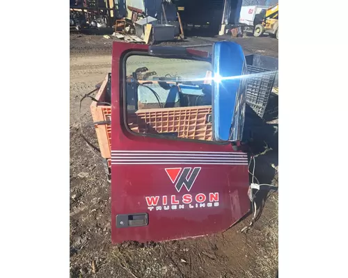 VOLVO VNL Door Assembly, Front