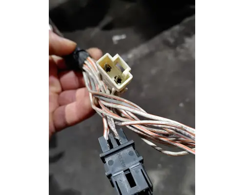 VOLVO VNL Door Assembly, Front