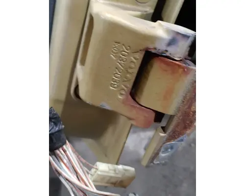 VOLVO VNL Door Assembly, Front