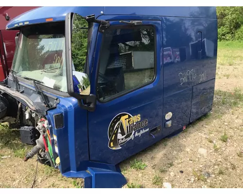 VOLVO VNL Door Assembly, Front