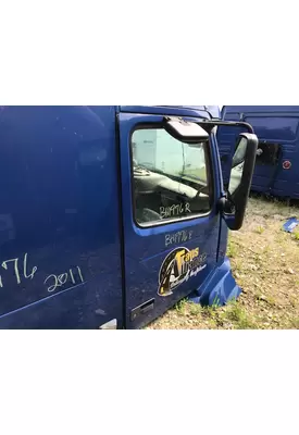 VOLVO VNL Door Assembly, Front