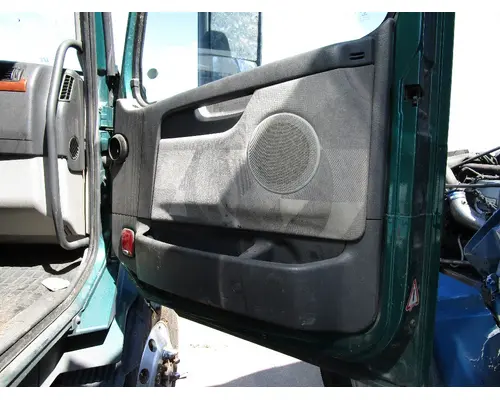 VOLVO VNL Door Assembly, Front