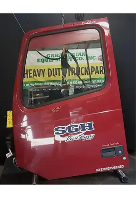 VOLVO VNL Door Assembly, Front