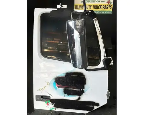 VOLVO VNL Door Assembly, Front