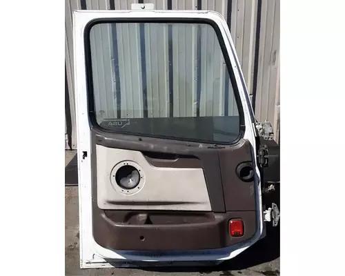 VOLVO VNL Door Assembly, Front