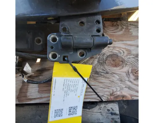 VOLVO VNL Door Assembly, Front