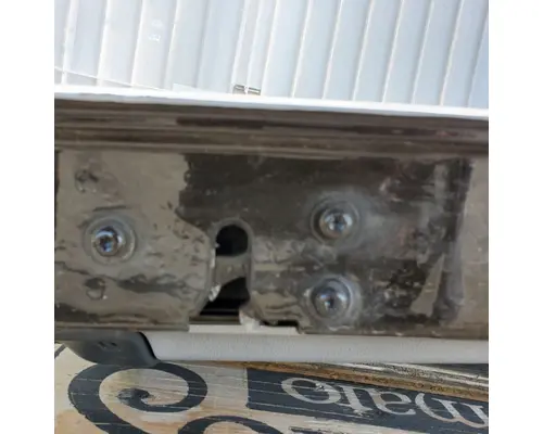 VOLVO VNL Door Assembly, Front