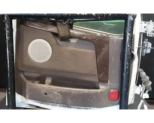 VOLVO VNL Door Assembly, Front