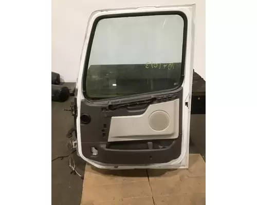 VOLVO VNL Door Assembly