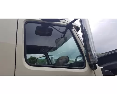 VOLVO VNL Door Glass, Front