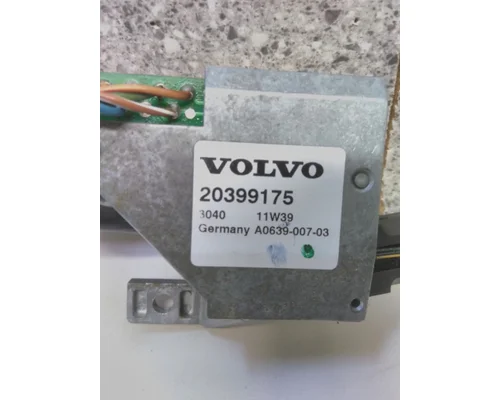VOLVO VNL ENGINE BRAKE SWITCH