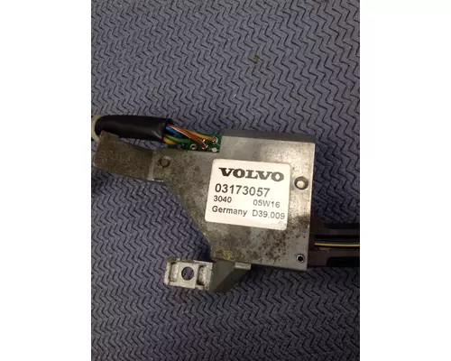 VOLVO VNL ENGINE BRAKE SWITCH