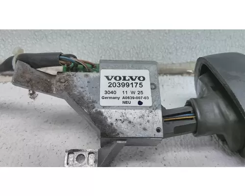 VOLVO VNL ENGINE BRAKE SWITCH